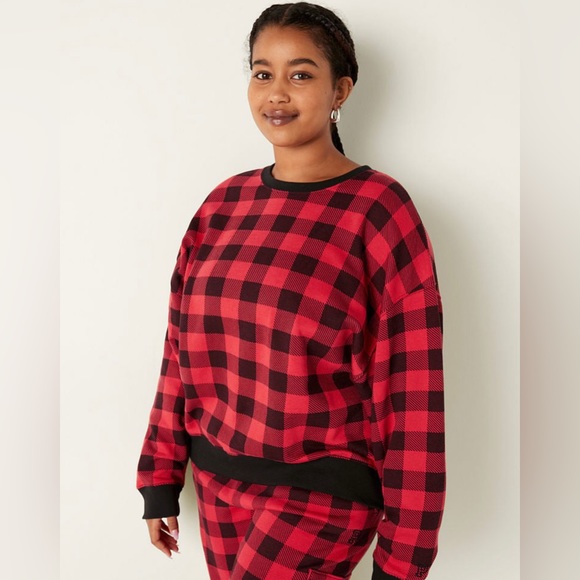 Victoria’s Secret PINK Red/ Black Buffalo Plaid Fleece Crewneck Sweater Size XS - Picture 2 of 9